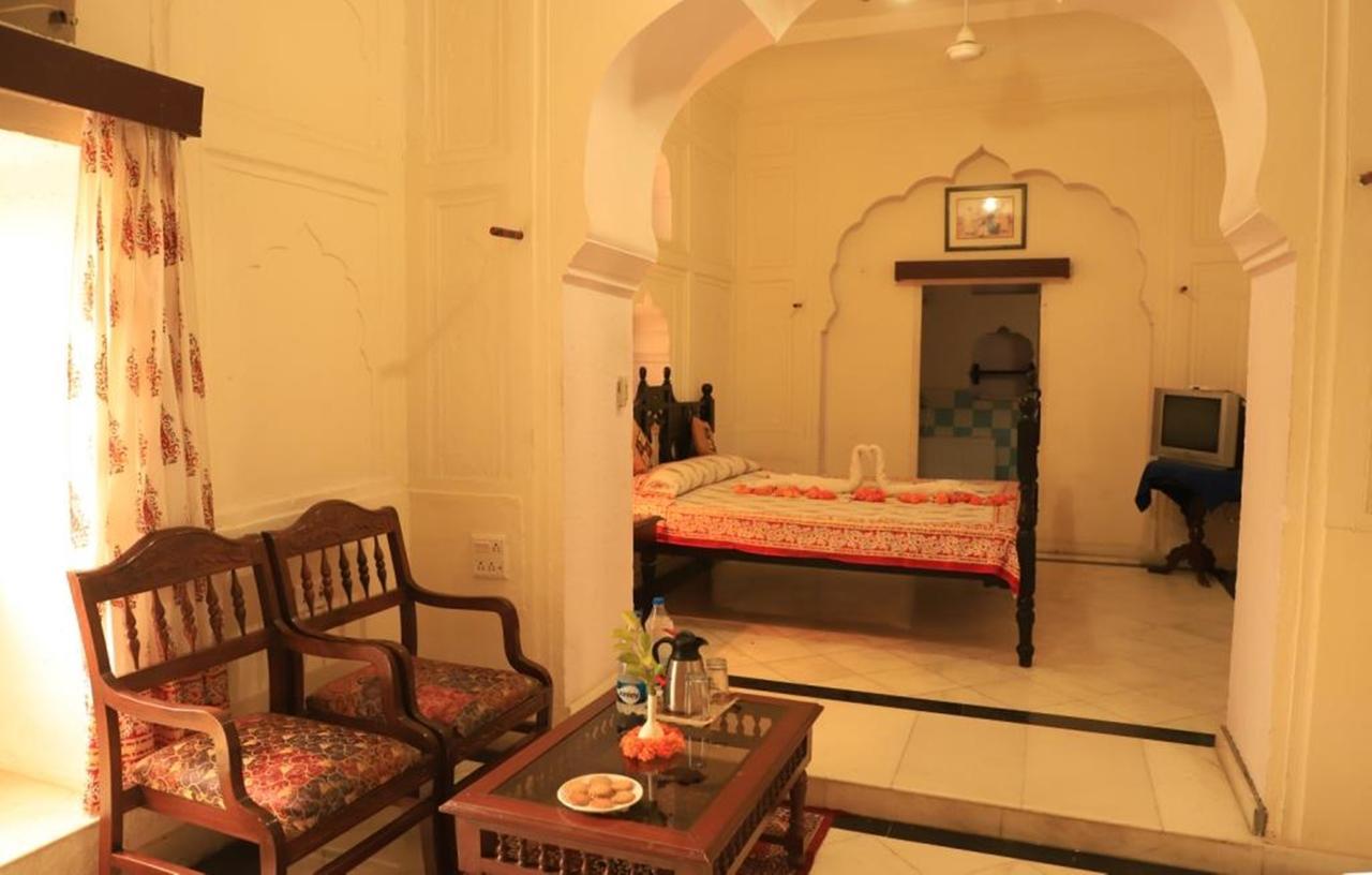 Mahal Khas Palace Bharatpur Exterior foto